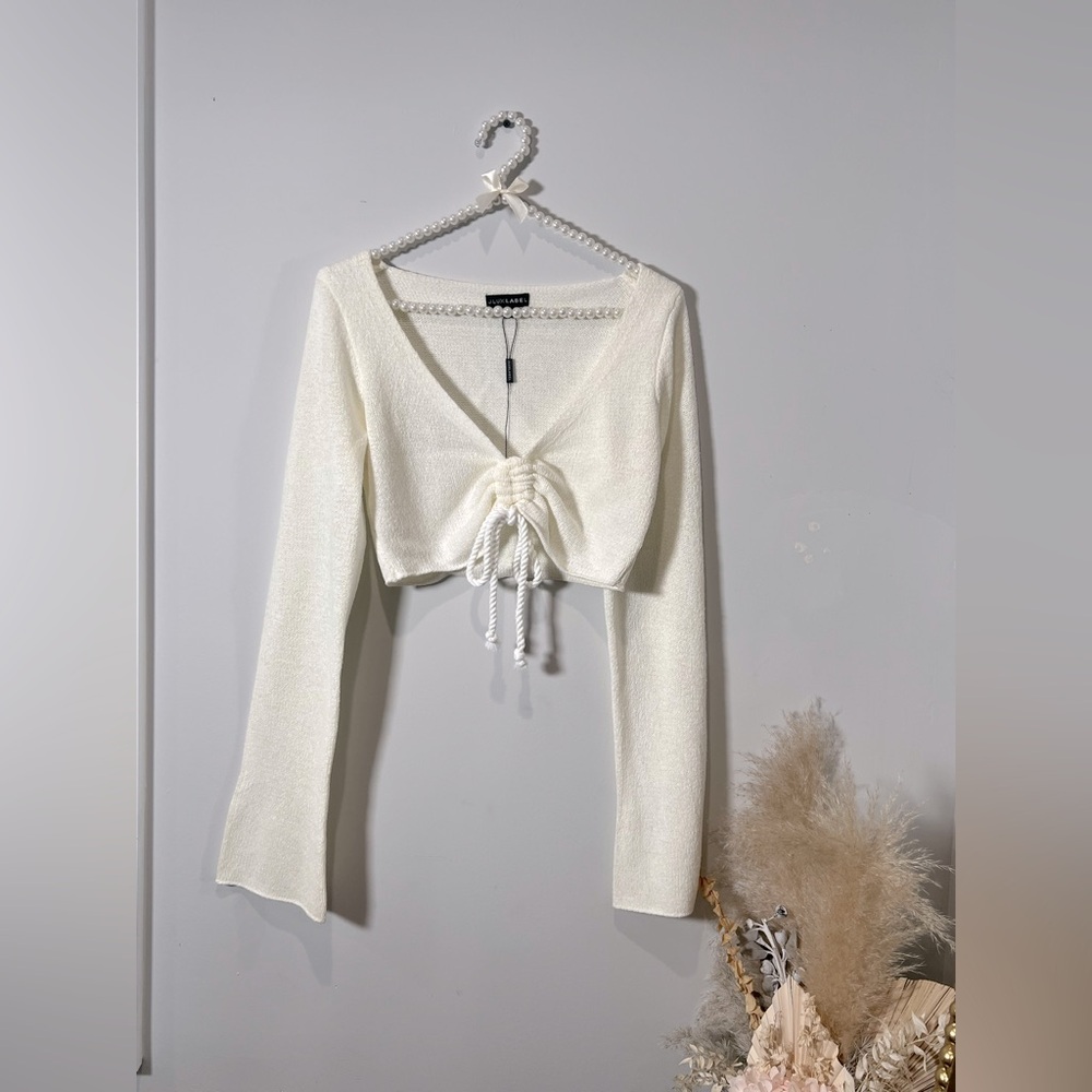 Women’s long sleeve white shirt. size M . Jluxlabel
